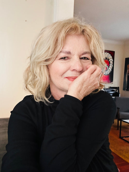 20 Minutes Psychic Tarot Reading or 2 questions by Email or text